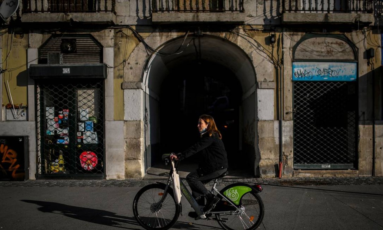 Pontos turísticos de Portugal ficam vazios com nova quarentena Foto: PATRICIA DE MELO MOREIRA / AFP