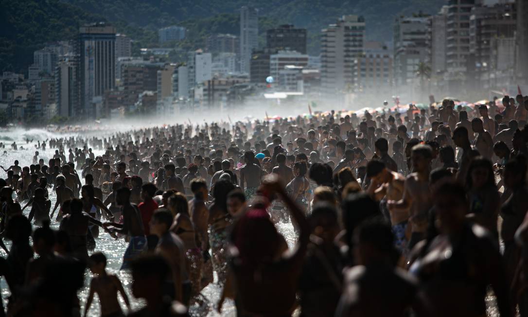 Praias da Zona Zul do Rio lotadas no feriado municipal de São Sebastião Foto: Hermes de Paula em 20-01-2021 / Agência O Globo