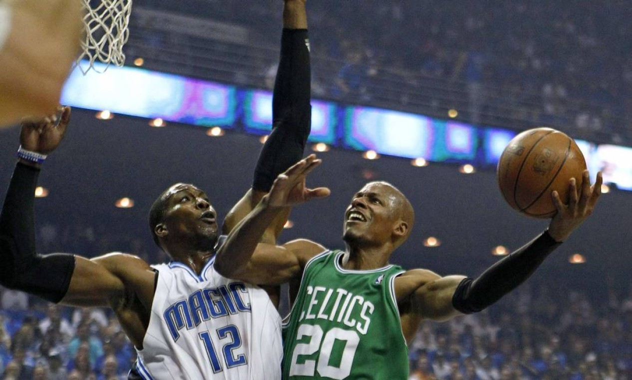 1º lugar: Ray Allen, que vestiu a camisa de franquias como Bucks, Heat e Celtics: 2.973 cestas de três. Foto: Pierre Ducharme / Reuters