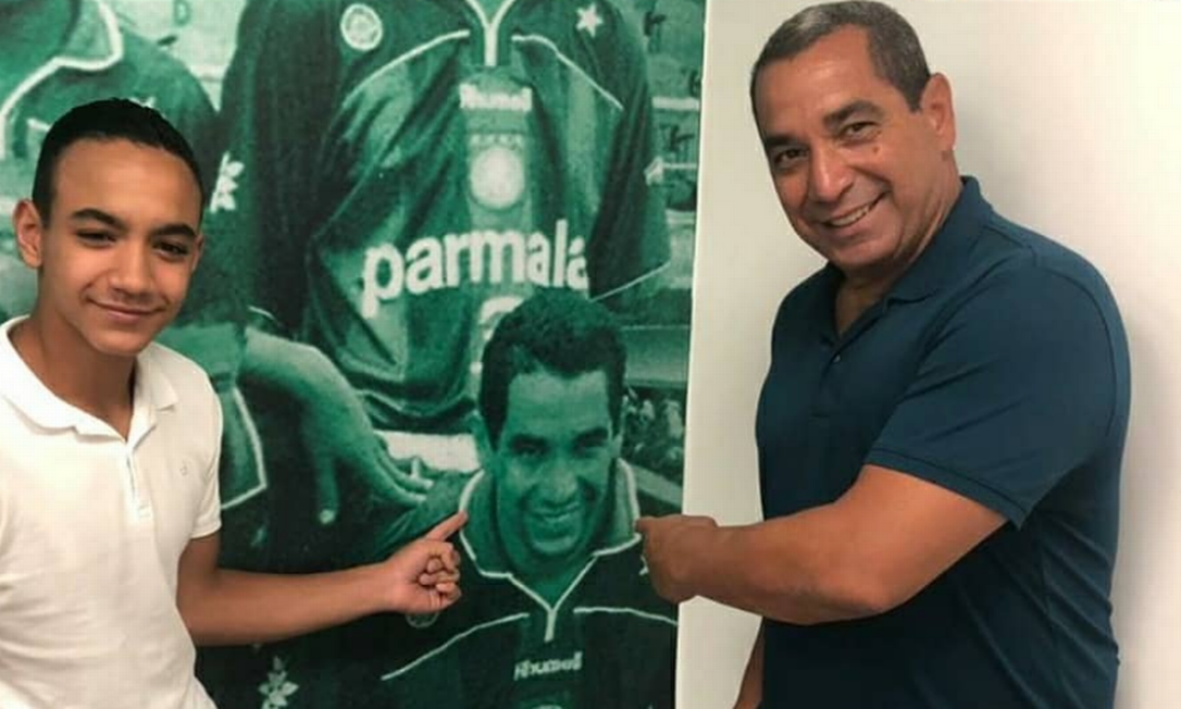 VAR, gol anulado e jogador lesionado: taróloga prevê jogo entre Galo e  Palmeiras