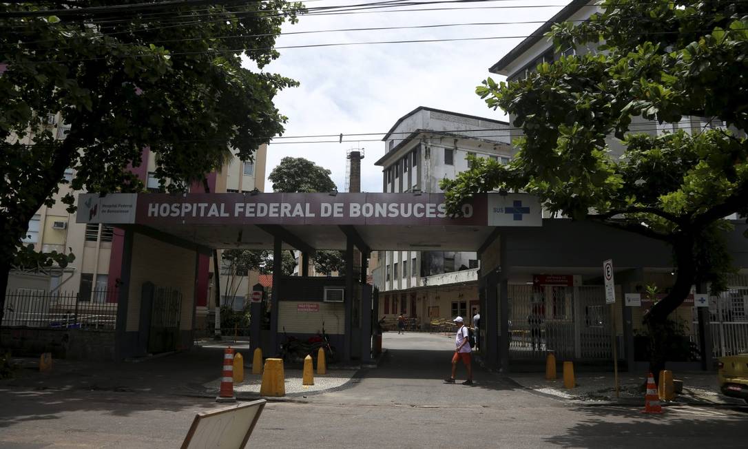 Hospital De Bonsucesso, Que Atende Várias Regiões Do Rio E é Tido Como ...