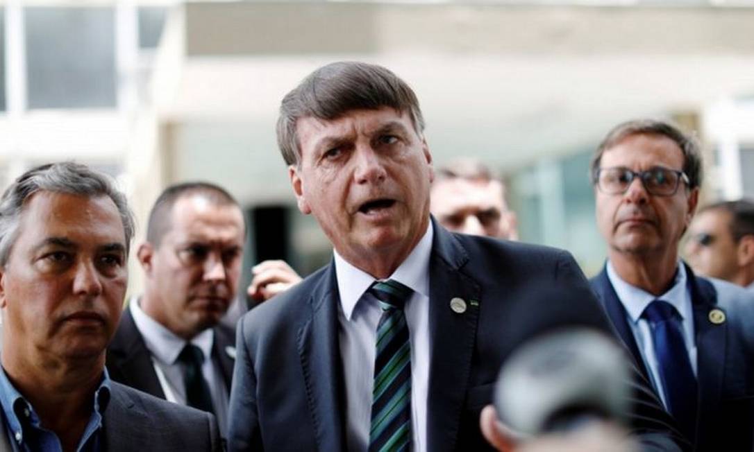 Bolsonaro diversas vezes desdenhou do distanciamento social e do uso de máscaras de proteção como ferramentas para frear a disseminação do coronavírus Foto: REUTERS/UESLEI MARCELINO
