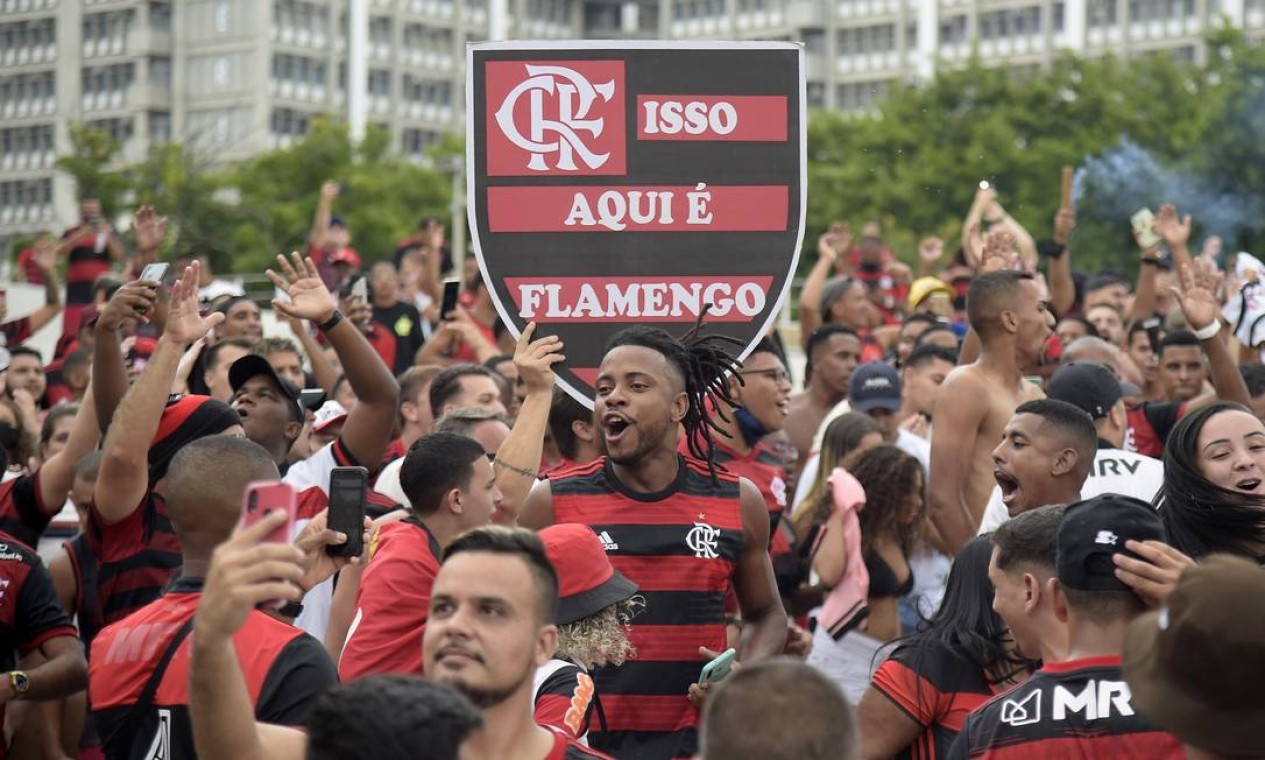 Flamengo pode garantir chances de título na última rodada Foto: ALEXANDRE LOUREIRO / REUTERS
