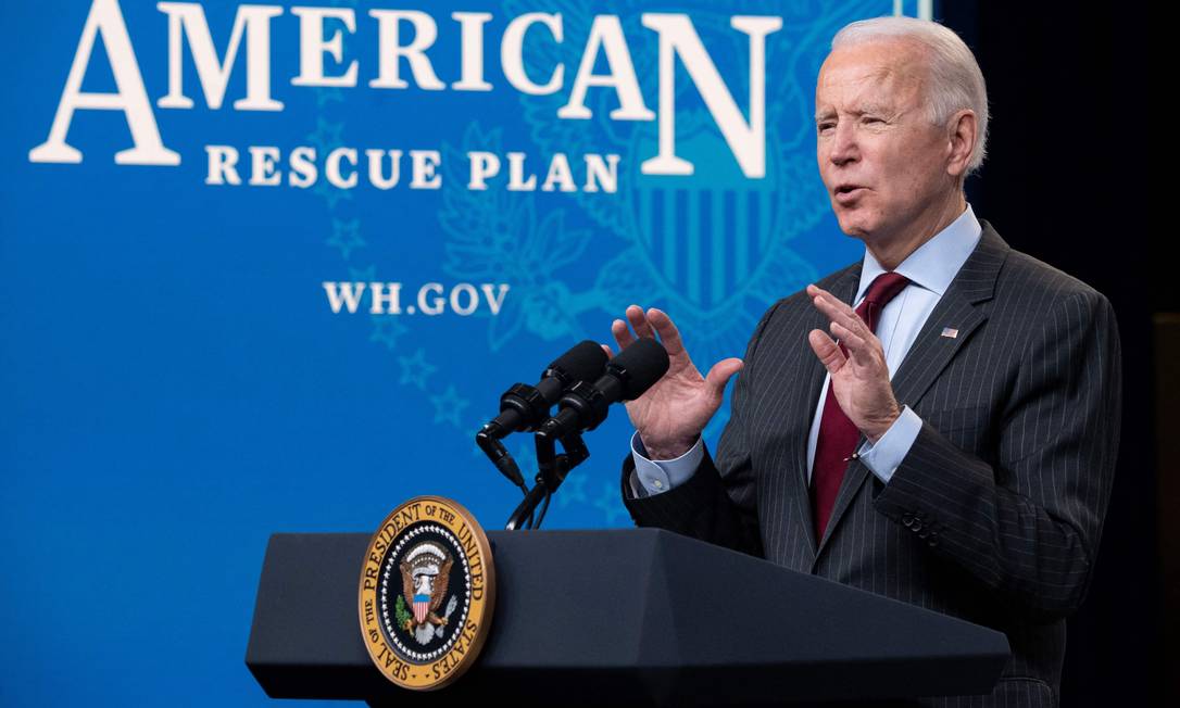 Joe Biden anuncia mudanças em programa de financiamento do governo para negócios afetados pela pandemia Foto: SAUL LOEB / AFP