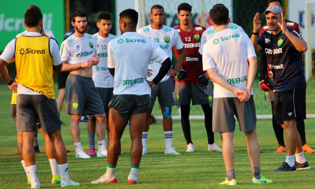 MARCELO CHAMUSCA (FORTALEZA) - 28ª RODADA: Substituto de Rogério Ceni, Marcelo Chamusca não repetiu o sucesso do Cuiabá e caiu na equipe cearense em 7 de janeiro. Foto: Cuiabá/Divulgação