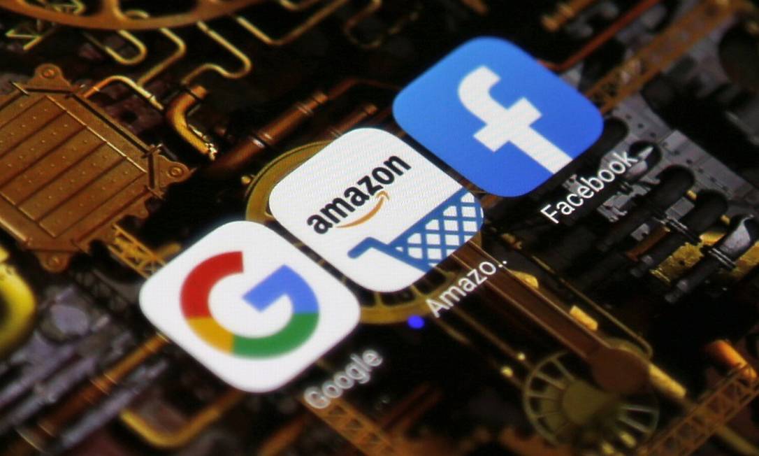 Google, Facebook e Amazon, três dos alvos dos legisladores americanos, junto com a Apple Foto: Roberto Moreyra / Agência O Globo