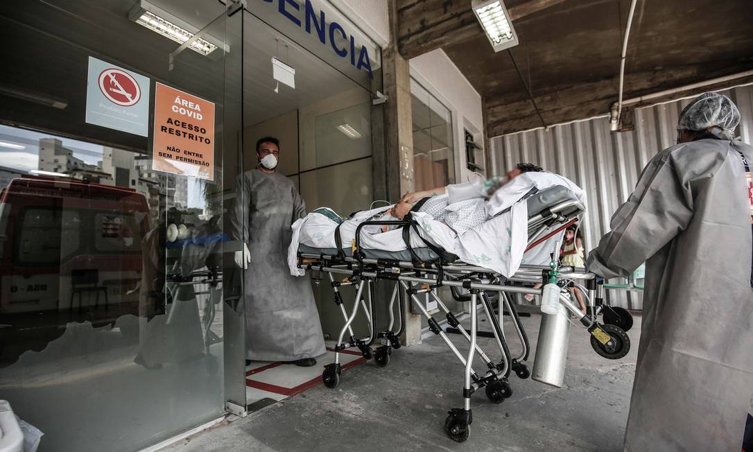 Com super lotação de pacientes com Covid-19 foram transferidos de hospitais em Florianópolis na sexta. Foto: Anderson Coelho/iShoot / Agência O Globo