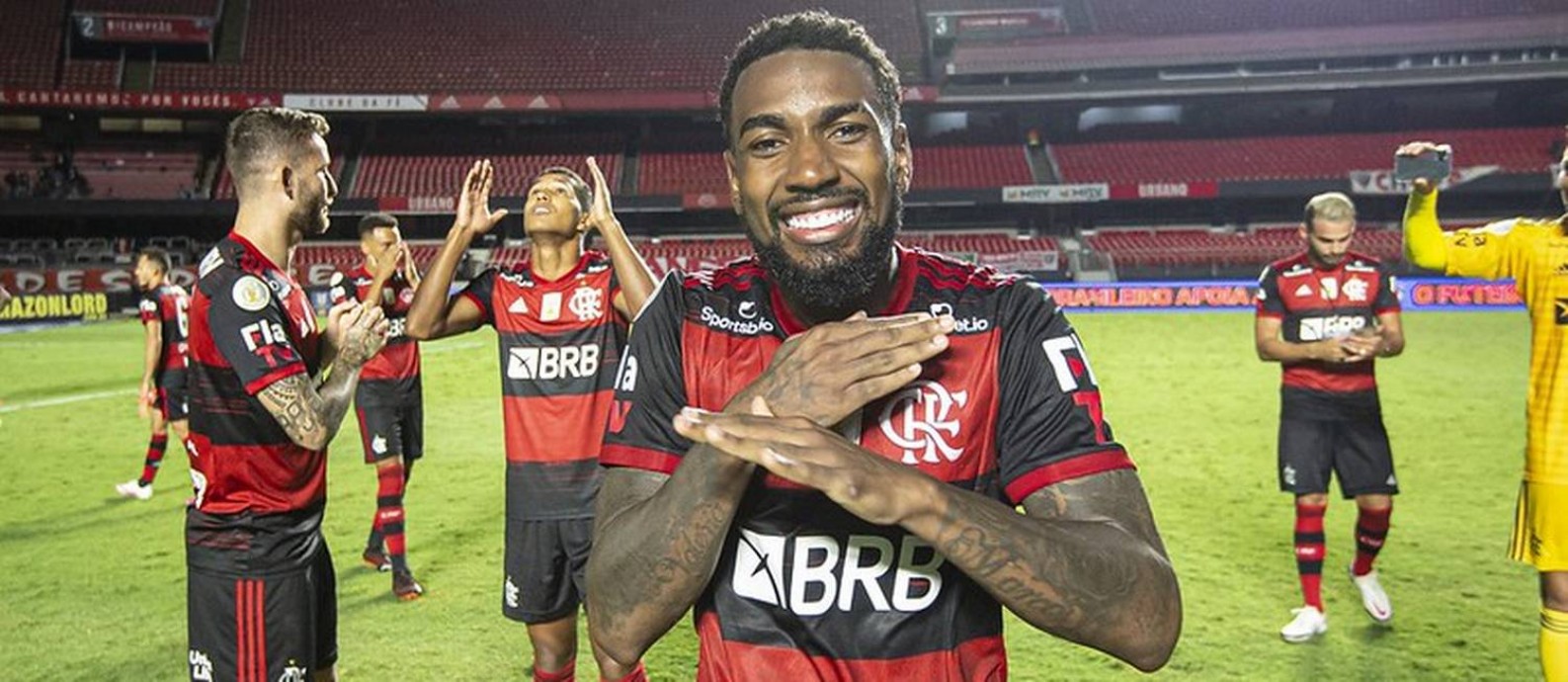 Caça e caçador: Gerson carrega Flamengo ao título mesmo sendo o que mais  apanhou no Brasileiro - Jornal O Globo