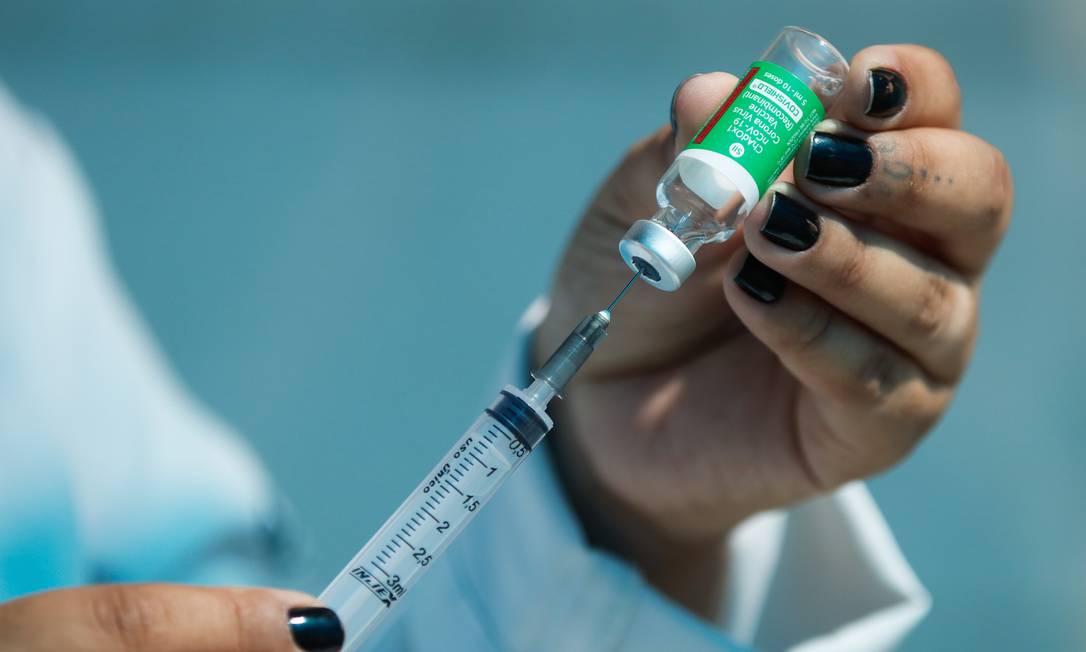 Campanha de vacinação contra a Covid-19. Foto: Tânia Rêgo/Agência Brasil / Agência O Globo
