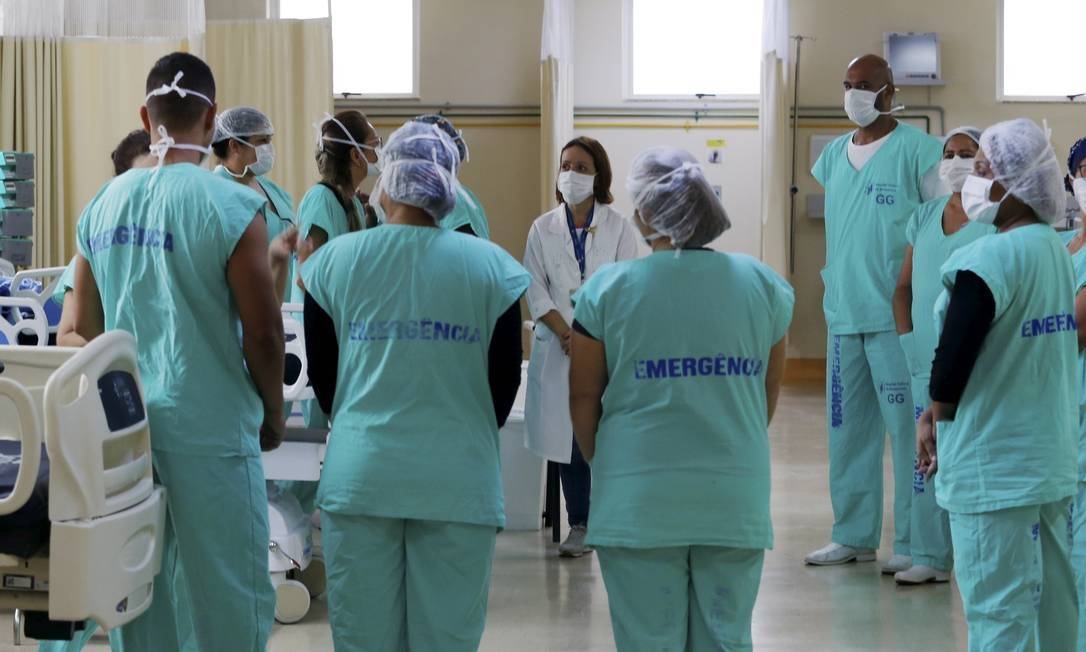 Profissionais da Saúde do Hospital Federal de Bonsucesso, na Zona Norte, durante reunião sobre Covid-19 (Arquivo) Foto: Fabiano Rocha / Agência O Globo