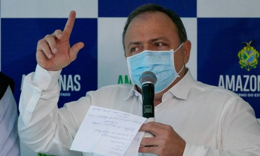 O ministro da Saúde, Eduardo Pazuello, em visita a Manaus Foto: Sandro Pereira/Fotoarena/Agência O Globo
