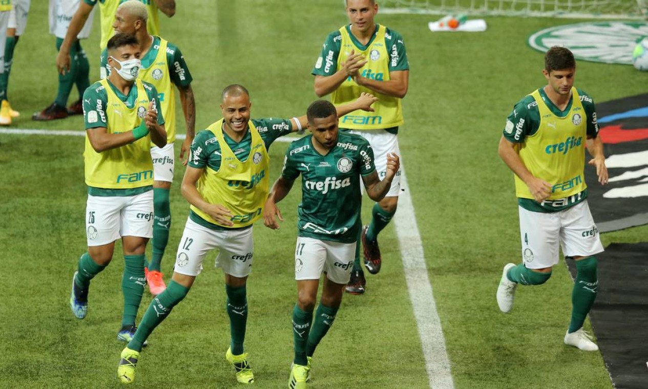 Em Jogo Competitivo Mas De Pouca Emoção, Palmeiras é Campeão Da Copa Do ...