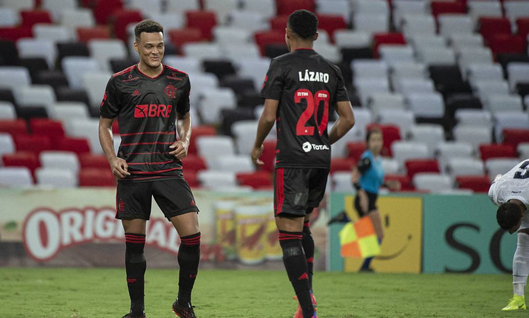 Muniz marcou dois no jogo Foto: Divulgação