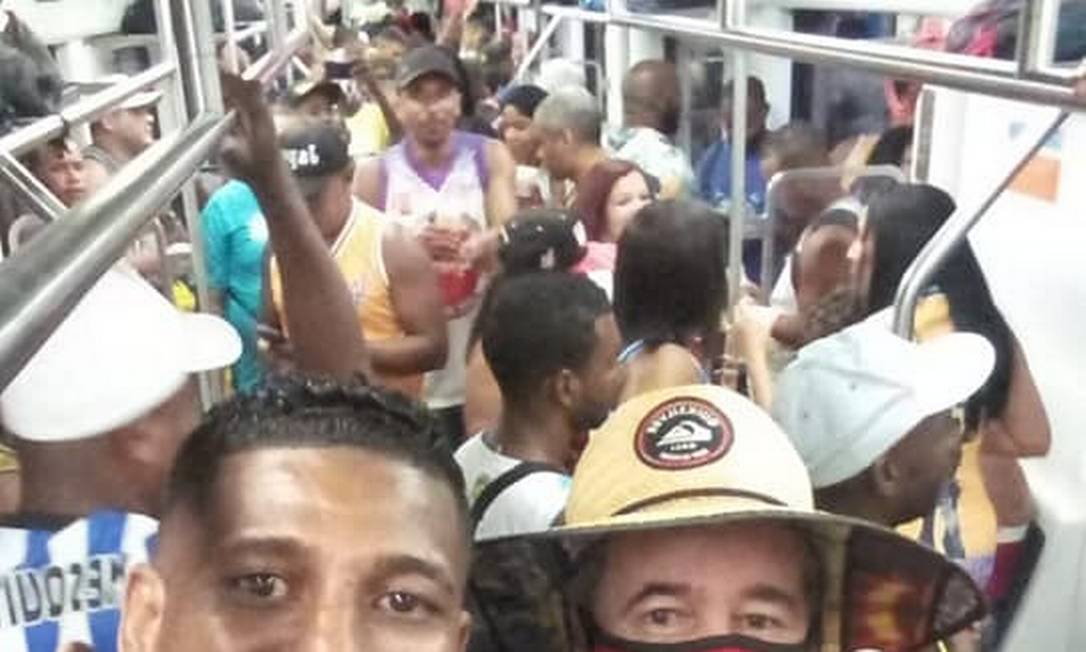 Trem do Rio vira palco de 'Baile Funk' convocado pelas redes sociais Foto: Reprodução Redes Sociais