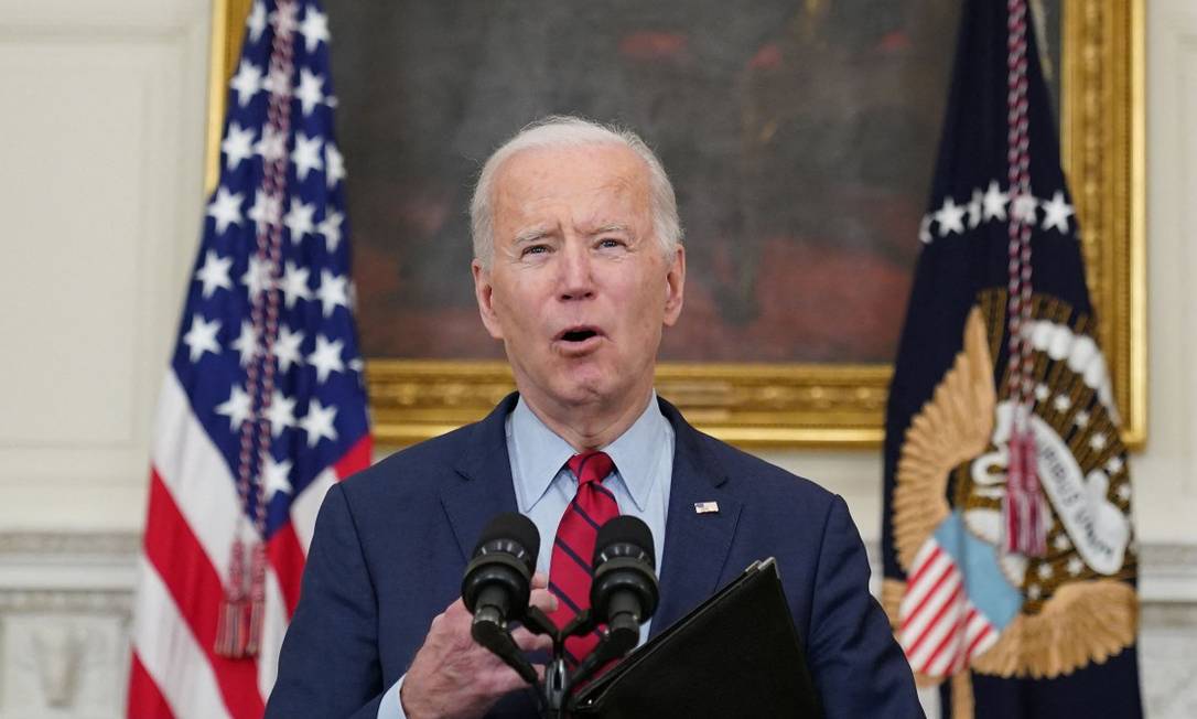 Presidente dos Estados Unidos, Joe Biden, durante discurso na Casa Branca sobre o massacre em Boulder, no Colorado Foto: MANDEL NGAN / AFP