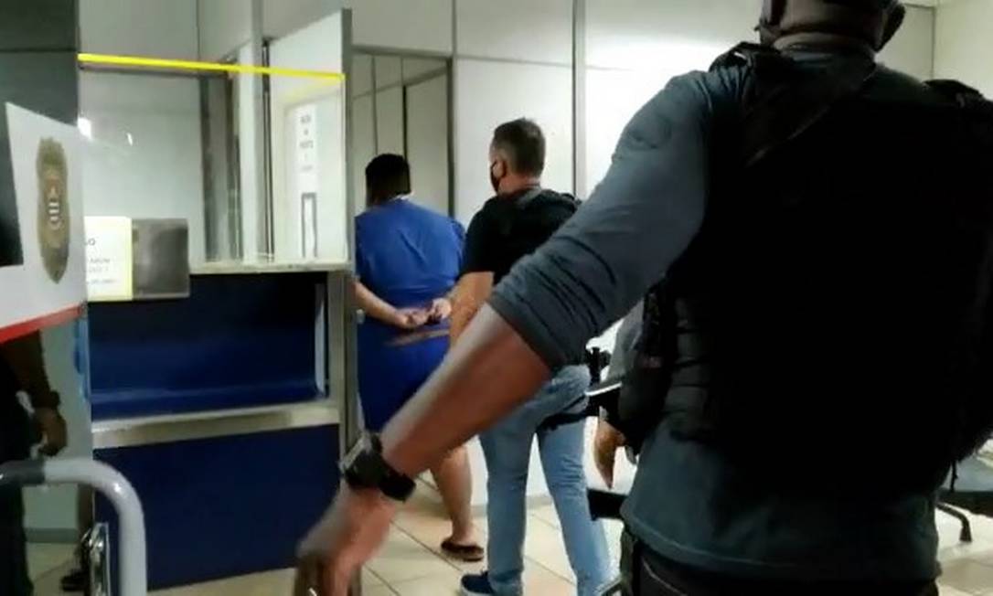 Integrante da quadrilha foi preso em flagrante enquanto aplicava um golpe pelo WhatsApp Foto: Reprodução