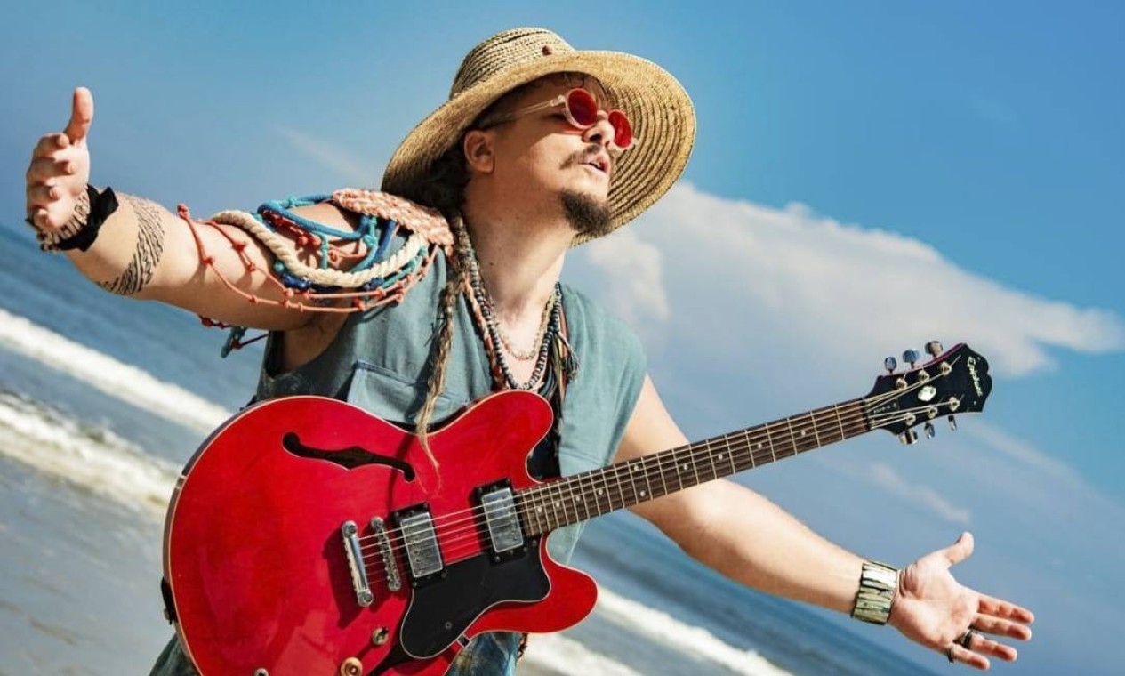 Haja criatividade: Gabriel Gabriel lança singles após compor 40