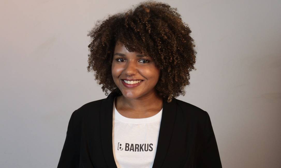 Bia Santos é administradora e empreendedora social Foto: Divulgação/Barkus Educacional