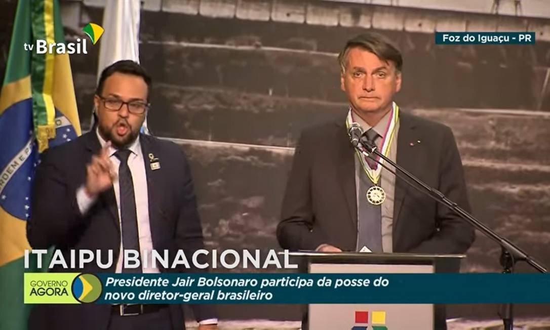 Jair Bolsonaro compareceu à posse do novo presidente da Itaipu Binacional, João Francisco Ferreira Foto: TV Brasil/ Divulgação