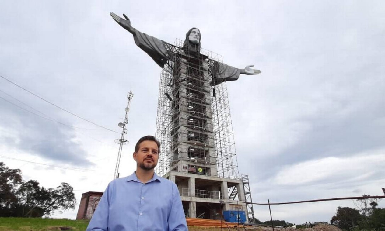 Depois do Cristo Protetor de Encantado, vem aí o Cristo Acolhedor de  Sobradinho - O Estafeta