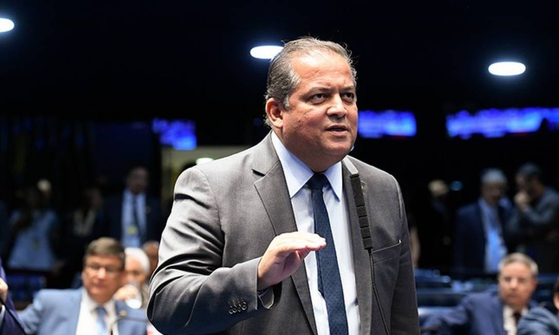 Líder do governo, Eduardo Gomes apresentou requerimento para que CPI só funcione após senadores, servidores e depoentes estarem vacinados contra a Covid-19 Foto: Roque Sá / Agência Senado