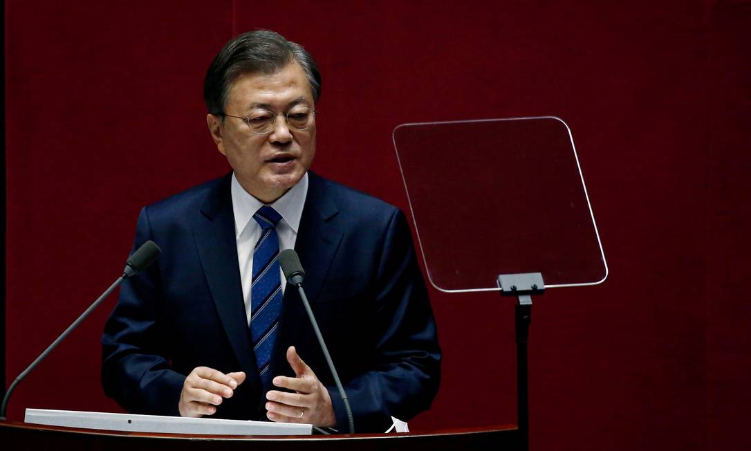 Presidente da Coreia do Sul, Moon Jae-in, expressa preocupação a respeito de medida japonesa Foto: POOL / REUTERS