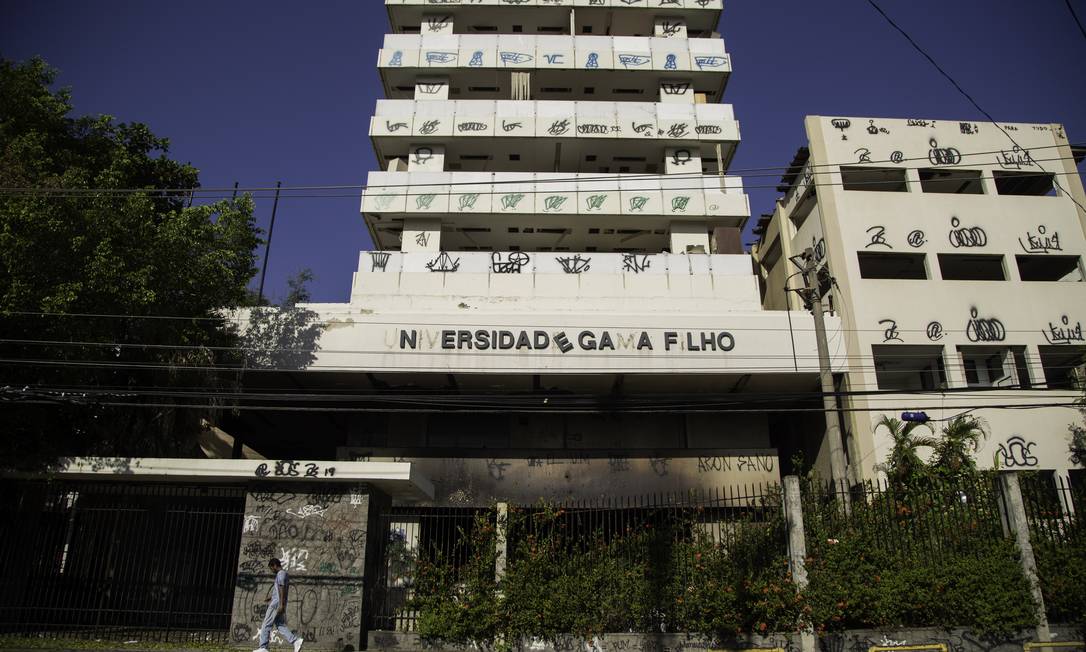 Edifício da antiga Universidade Gama Filho Foto: Gabriel Monteiro / Agência O Globo