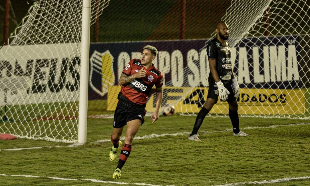 Pedro fez dois gols no empate na Ilha do Governador Foto: Fotoarena / Agência O Globo