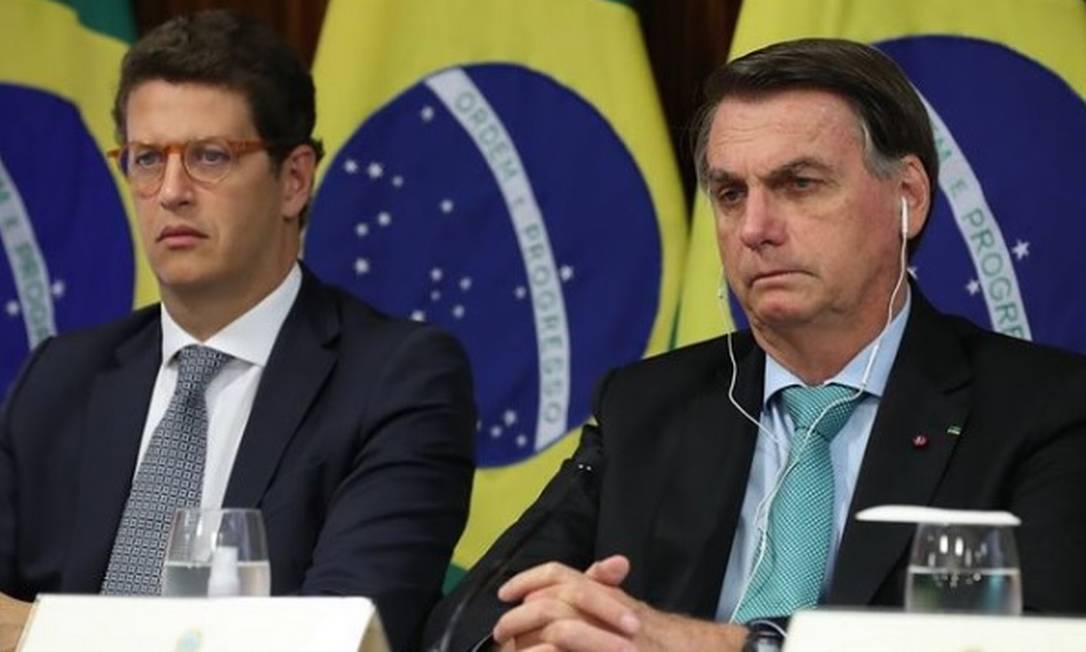 O ministro do Meio Ambiente, Ricardo Salles, e o presidente Jair Bolsonaro na Cúpula dos Líderes sobre o Clima convocada pelo presidente dos EUA, Joe Biden Foto: Reprodução/Instagram