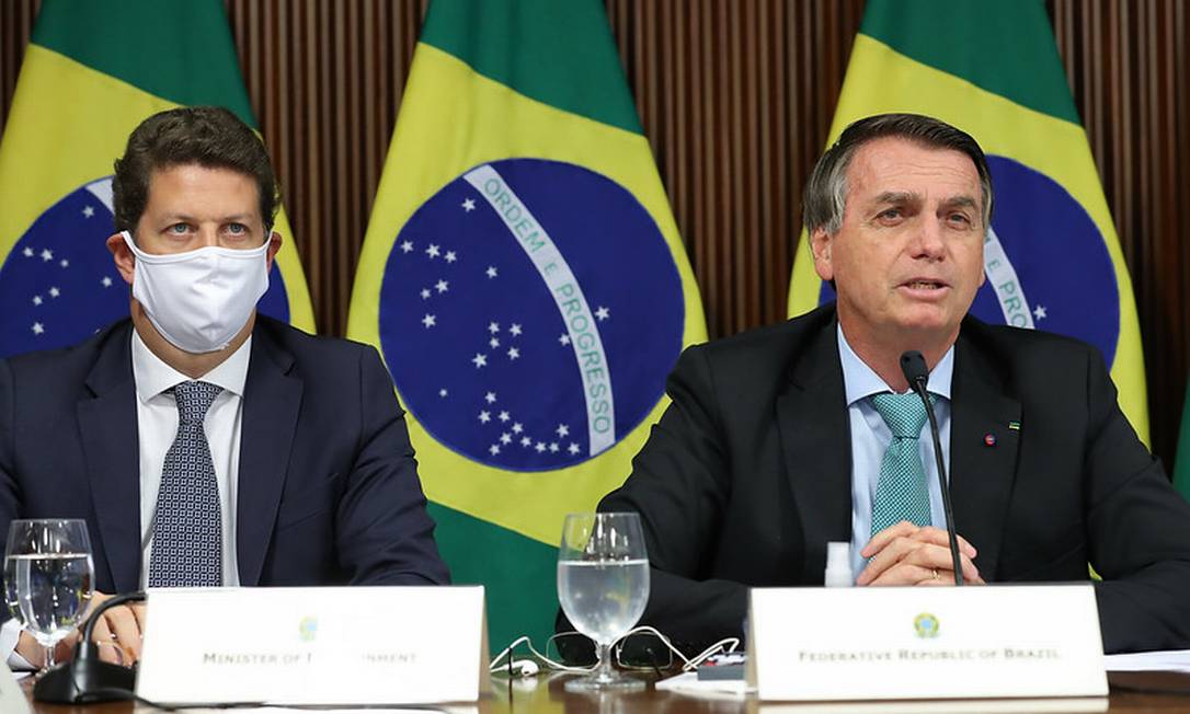O ministro do Meio Ambiente, Ricardo Salles, e presidente Jair Bolsonaro na Cúpula dos Líderes sobre o Clima Foto: Marcos Corrêa/Presidência/22-04-2021