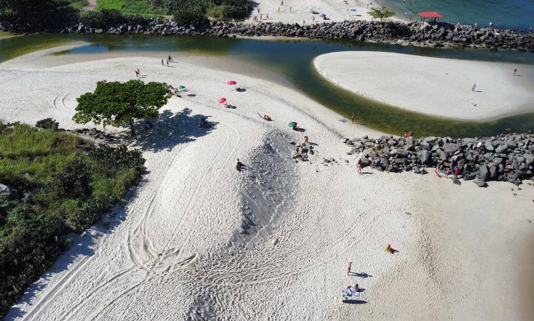 Assoreamento no Canal de Itaipu: remanejamento de areia não foi eficaz Foto: Divulgação/Cosan
