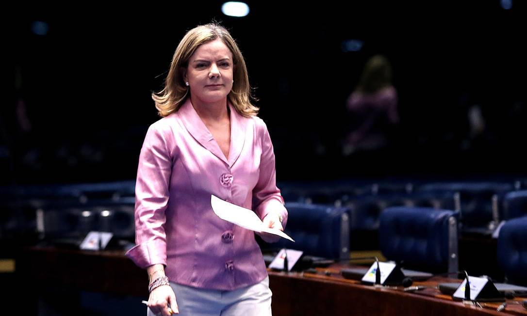 A deputada Gleisi Hoffmann, presidente do Partido dos Trabalhadores (PT) Foto: Ailton de Freitas / Agência O Globo/10-07-2018