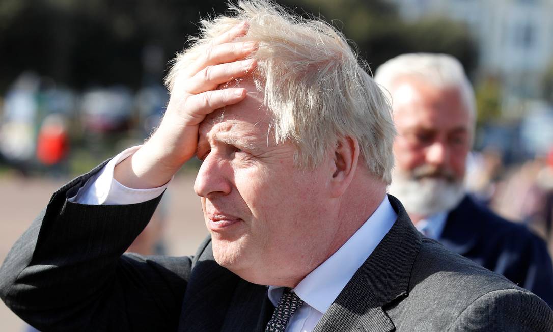 O premier Boris Johnson visita Llandudno, em Gales Foto: PHIL NOBLE / REUTERS
