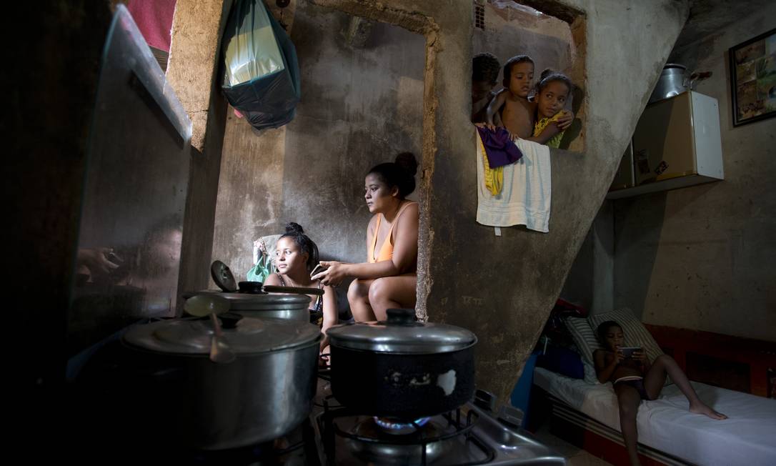 Família beneficiária do Bolsa Família no Rio Foto: Márcia Foletto / Agência O Globo