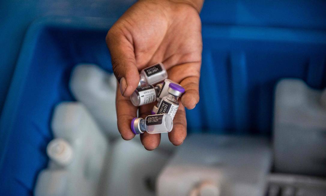 Doses da vacina da Pfizer/BioNTech vaccine contra a Covid-19 Foto: ERNESTO BENAVIDES / AFP