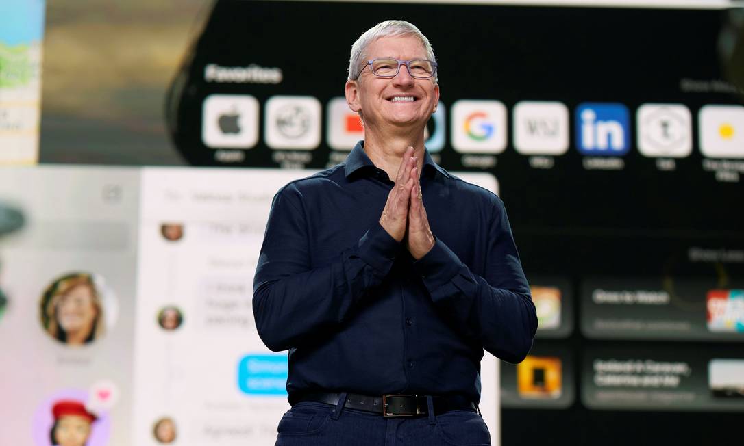 O CEO da Apple, Tim Cook, afirmou que a pandemia tem sido um momento de “grande inovação” para a Apple Foto: BROOKS KRAFT / via REUTERS