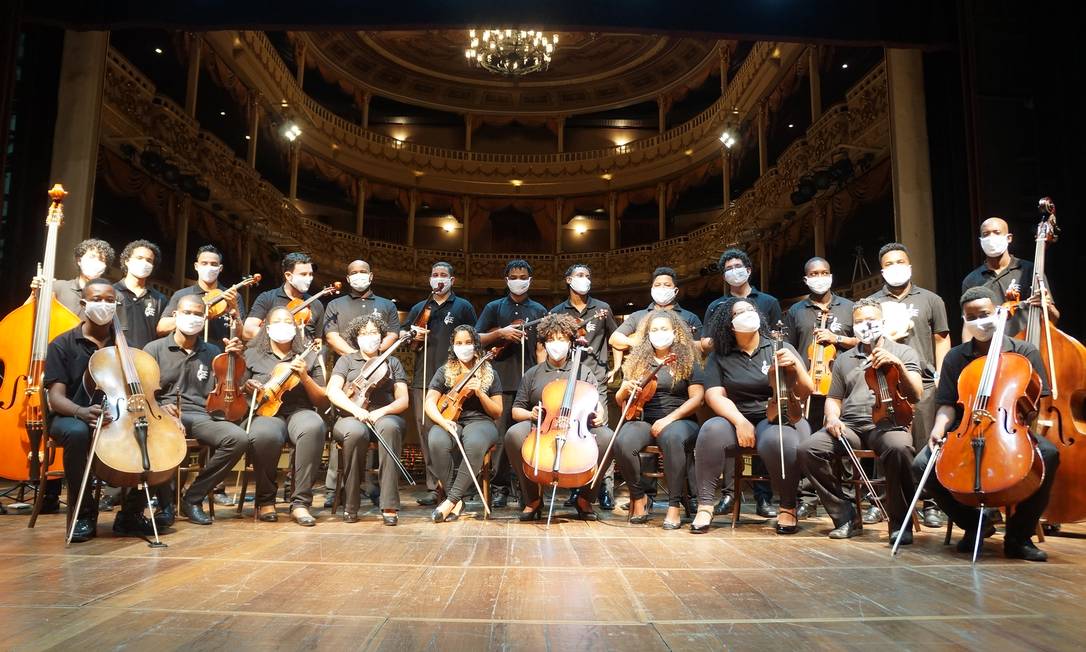 Orquestra da Grota no Teatro Municipal de Niterói Foto: Divulgação
