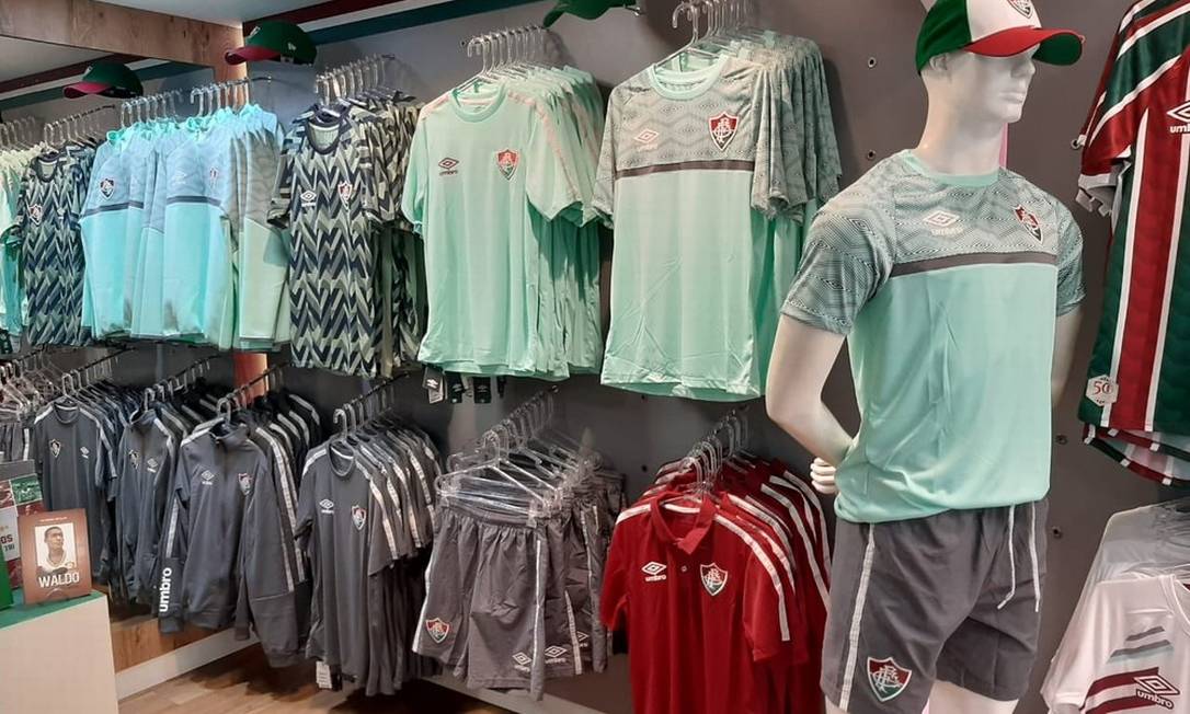 Lojas oficiais já estão vendendo parte da nova coleção Foto: Divulgação/Fluminense FC 