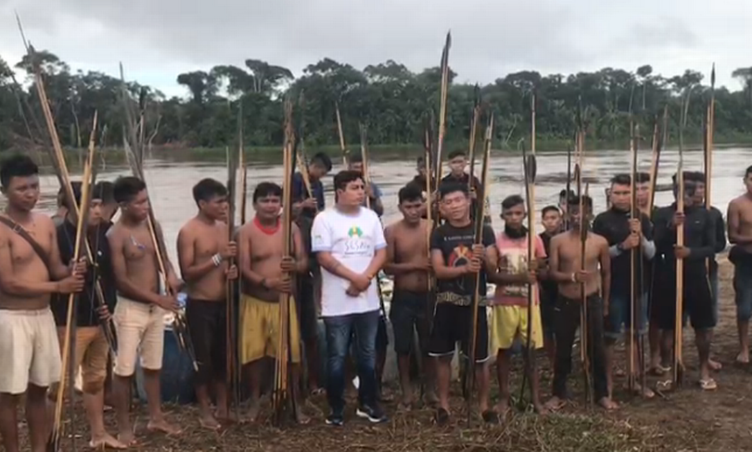 Indígenas yanomamis que moram na comunidade Palimiú, no noroeste de Roraima Foto: Reprodução