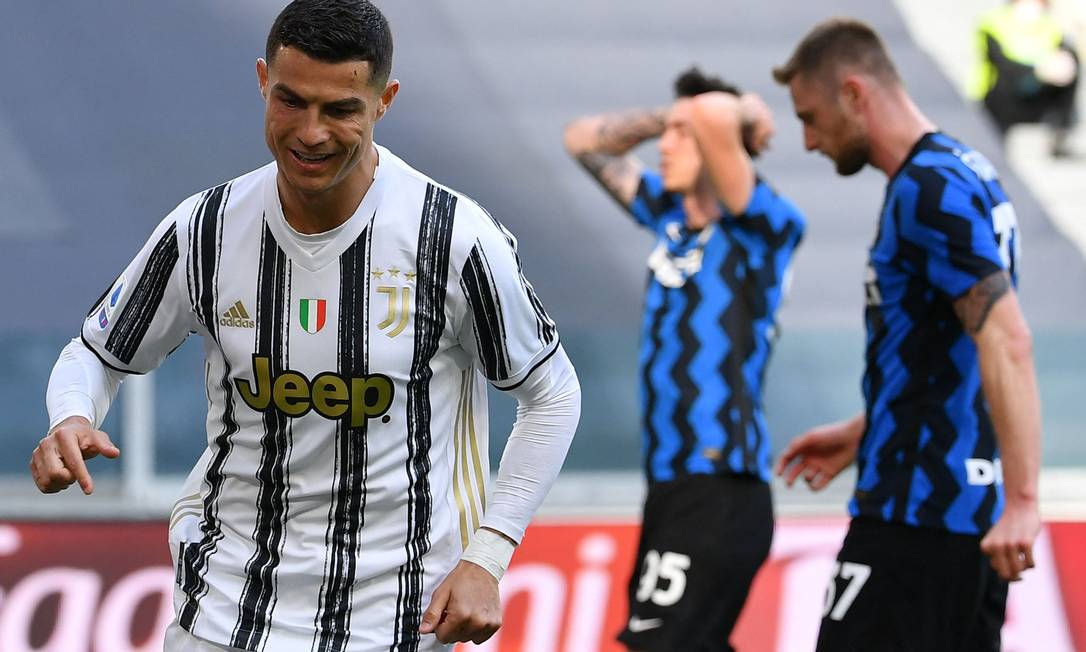 Cristiano Ronaldo tenta uma vaga na Champions pelo Juventus Foto: ISABELLA BONOTTO / AFP