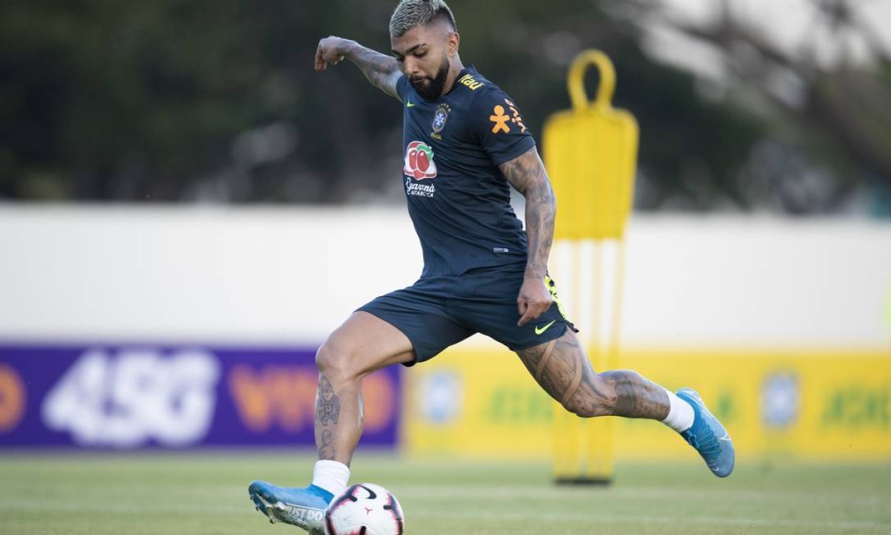 Tite define escalação do Brasil sem Gabigol e Everton Ribeiro para jogo  contra o Paraguai - Coluna do Fla