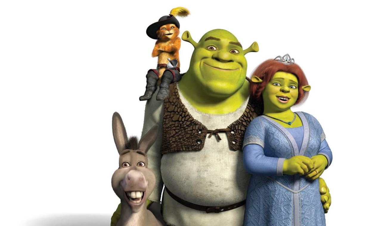 O filme que dá sequência ao primeiro é de 2004 e conta com a primeira aparição do Gato de Botas. Fiona, em nome de seu amor por Shrek, aceita sua condição de ogra, o que ela, a princípio, enxergava como uma maldição. Após voltarem da lua de mel, Fiona leva Shrek para conhecer seus pais. Foto: Divulgação / Imagenet