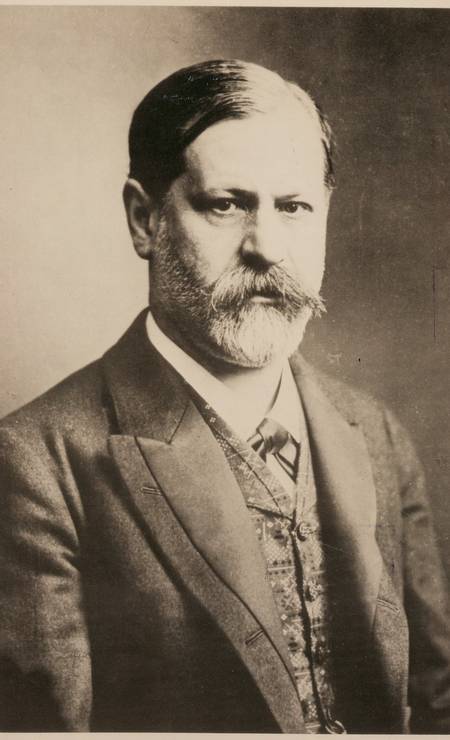Freud, que nos anos de 1890, escrevera a um amigo: “Você acha que algum dia afixarão à parede desta casa uma placa de mármore com os dizeres: ‘Aqui, em 24 de julho de 1895, o segredo dos sonhos foi revelado ao Dr. Sigmund
Freud’?