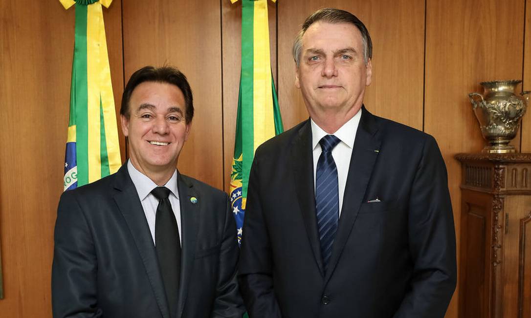 Adilson Barroso, presidente do Patriota junto com o presidente Jair Bolsonaro Foto: Marcos Corrêa/PR