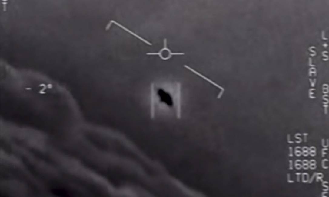 Parte do vídeo que mostra um objeto não identificado visto por pilotos da Marinha americana. Foto: AFP PHOTO /US DEPARTMENT OF DEFENSE/HANDOUT