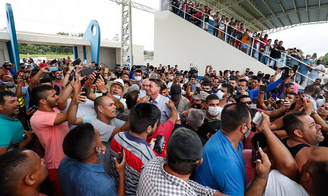 Bolsonaro visita o município de Sena Madureira, no Acre, em fevereiro de 2021 Foto: Alan Santos / PR