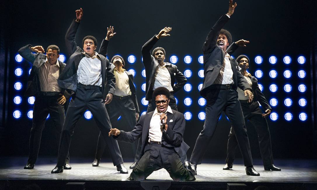 “Ain’t too proud”, musical sobre o quinteto vocal The Temptations, está entre os espetáculos da Broadway que tiveram a temporada interrompida e agora retomaram a venda de ingressos Foto: SARA KRULWICH / NYT