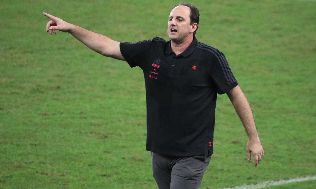 Rogério Ceni não comandará o Flamengo em pelo menos dois jogos Foto: SERGIO MORAES / Reuters