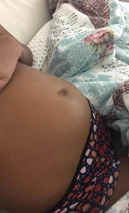 Kathlen estava grávida há 13 semanas quando foi atingida por um tiro durante operação policial Foto: Reprodução / Instagram