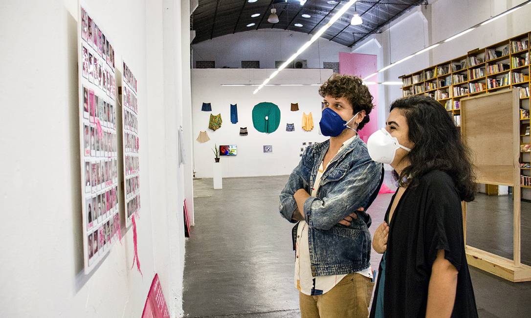 Maré recebe exposição realizada por alunos de oficinas artísticas Foto: Divulgação/Escola Livre das Artes